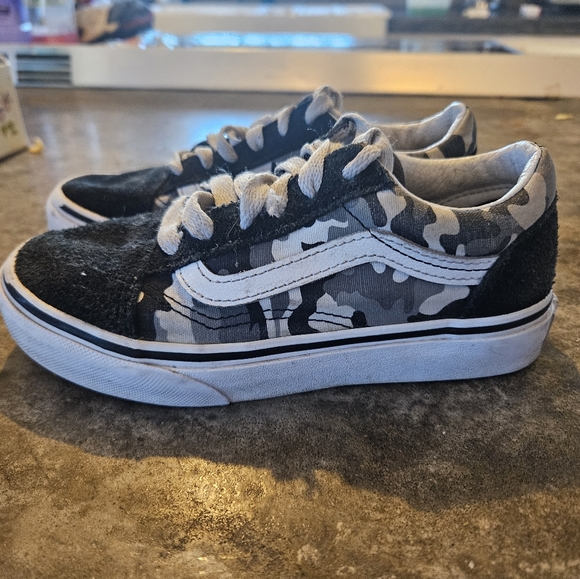 Boys Vans - Picture 1 of 5